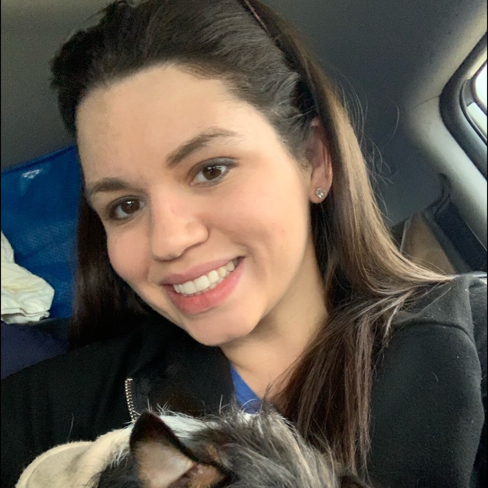 Meet your Posher, Danielle